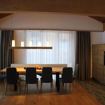 Apartment Haus Am Sonnenhang In Neukirchen am Grossvenediger