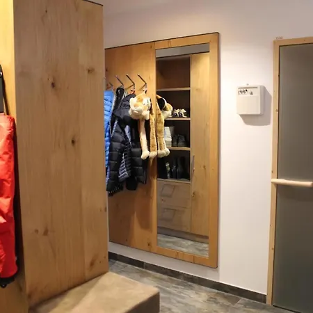 Haus Am Sonnenhang In * Нойкирхен-ам-Гросфенедигер